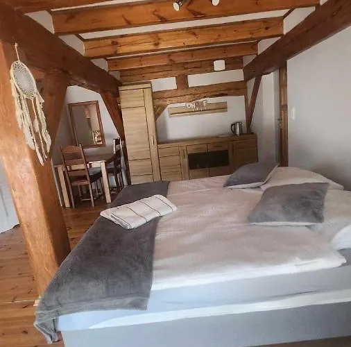 Syrenka * Ούστκα