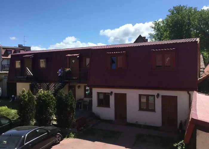 Syrenka Ούστκα